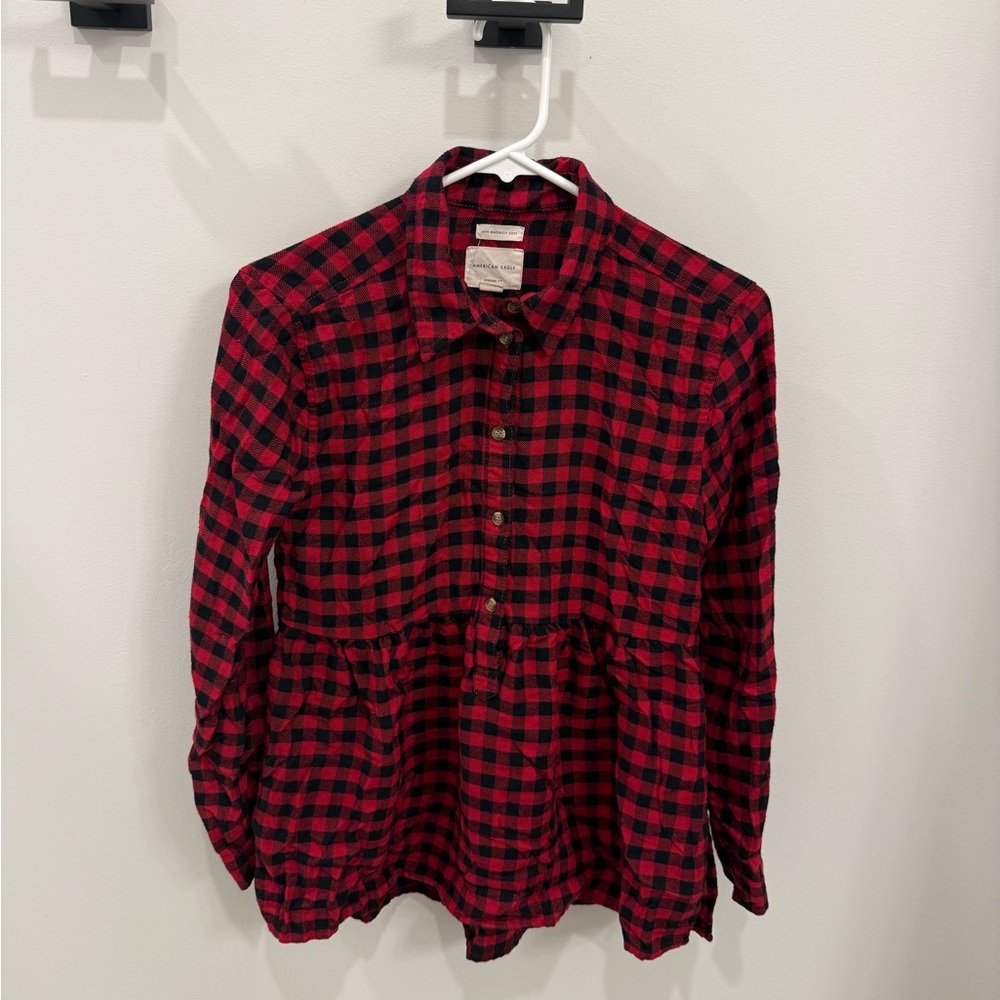American Eagle Outfitters Red and Black Plaid Button Down Shirt